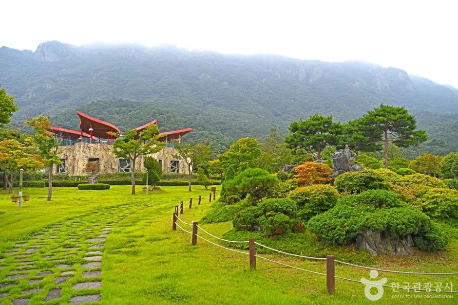 전북특별자치도 · 내장산 단풍생태공원